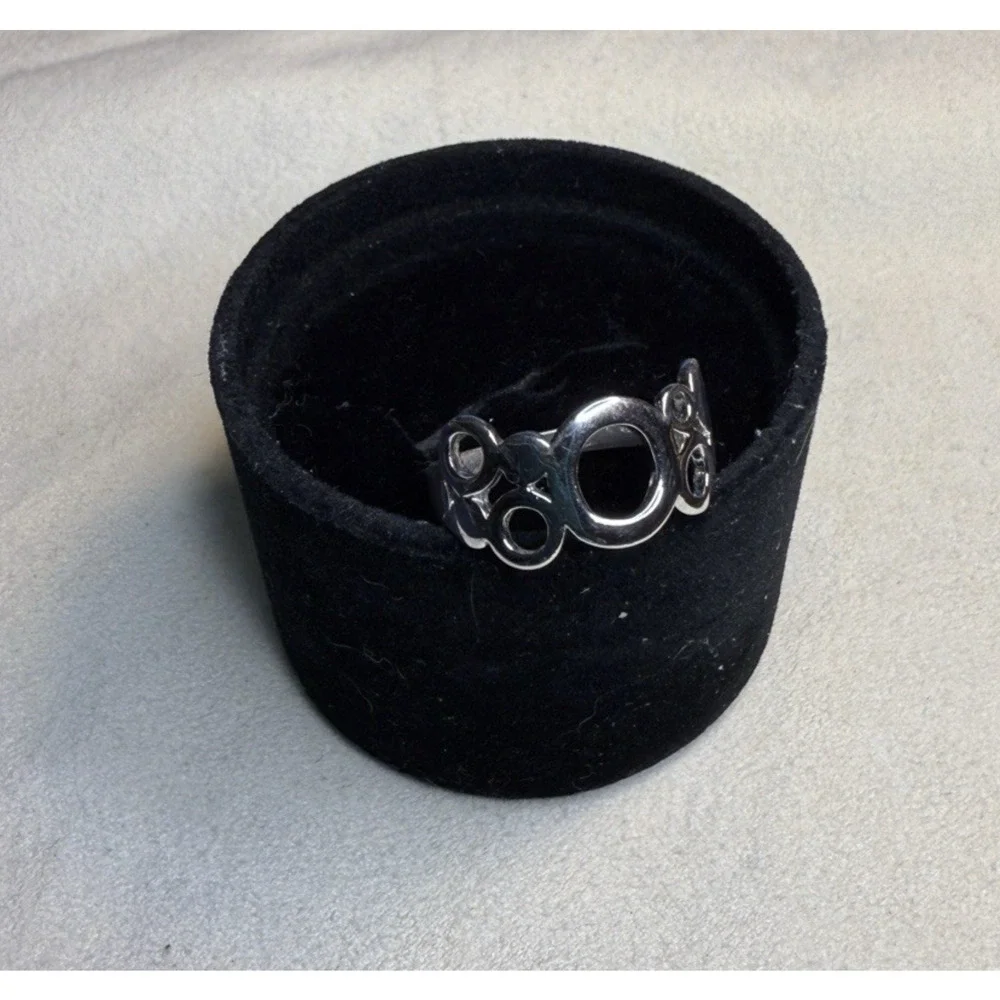 Vintage Sterling Silver Ring Open Circles GR Mark Size 8 Artisan Band 925